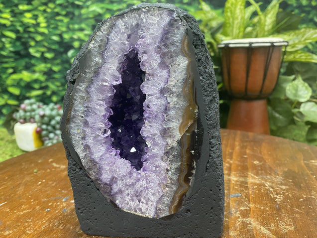 Amethyst Geode "I LIKE SHINY THINGS" 6.00 High Quality Rainbow Prisms Cathedral NS-129