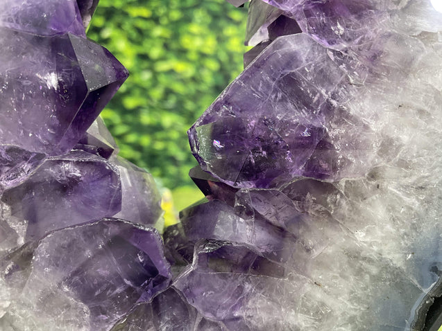 "CRYSTAL CONNECTION" Amethyst Geode Slice 15.00 Brazil High Quality NS-565