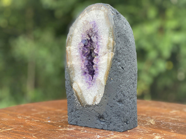 Amethyst Geode "LIPS OF MOTHER NATURE" 7.50 Rainbow Prism Crystals NS-13