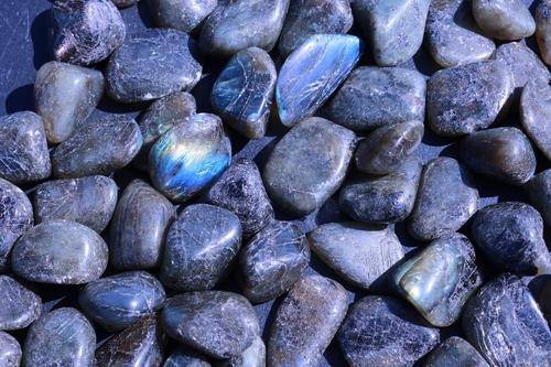 Labradorite MAGIC Healing Gemstone LUMINESCENT HUE Spiritual Protection