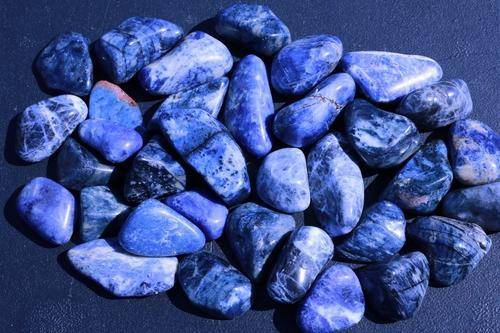 Sodalite CALM IN THE CHAOS Awaken the Artist With THROAT CHAKRA Healing Gemstone